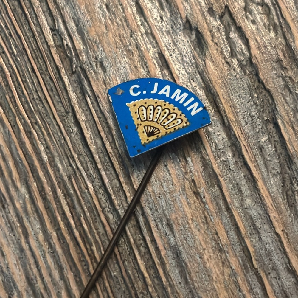 C. JAMIN Biscuit Cookie Stick Pin/ Lapel /Marie Speldje Netherlands Holland Tin